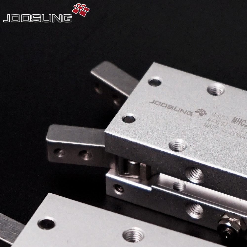 Wat ass d'Roll vu pneumatesche Deeler a Maschinnen